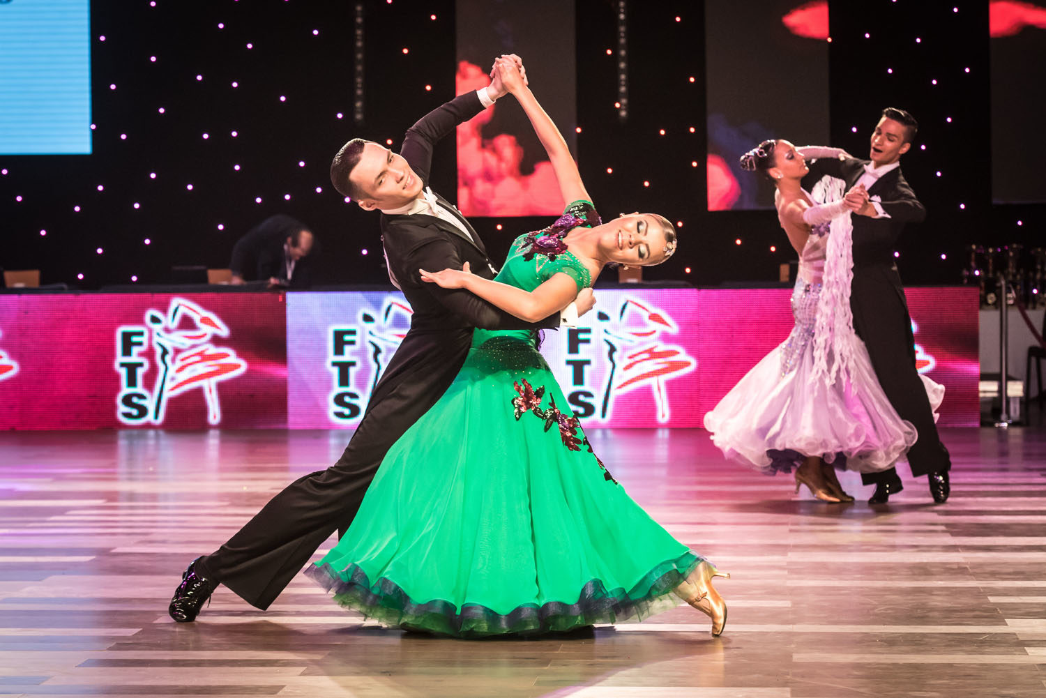 foxtrot-victoria-ballroom-dance-society